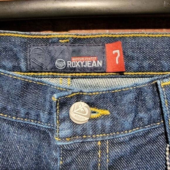 Roxy/Quicksilver Lowrider Flare Jeans NWT - Picture 3 of 6
